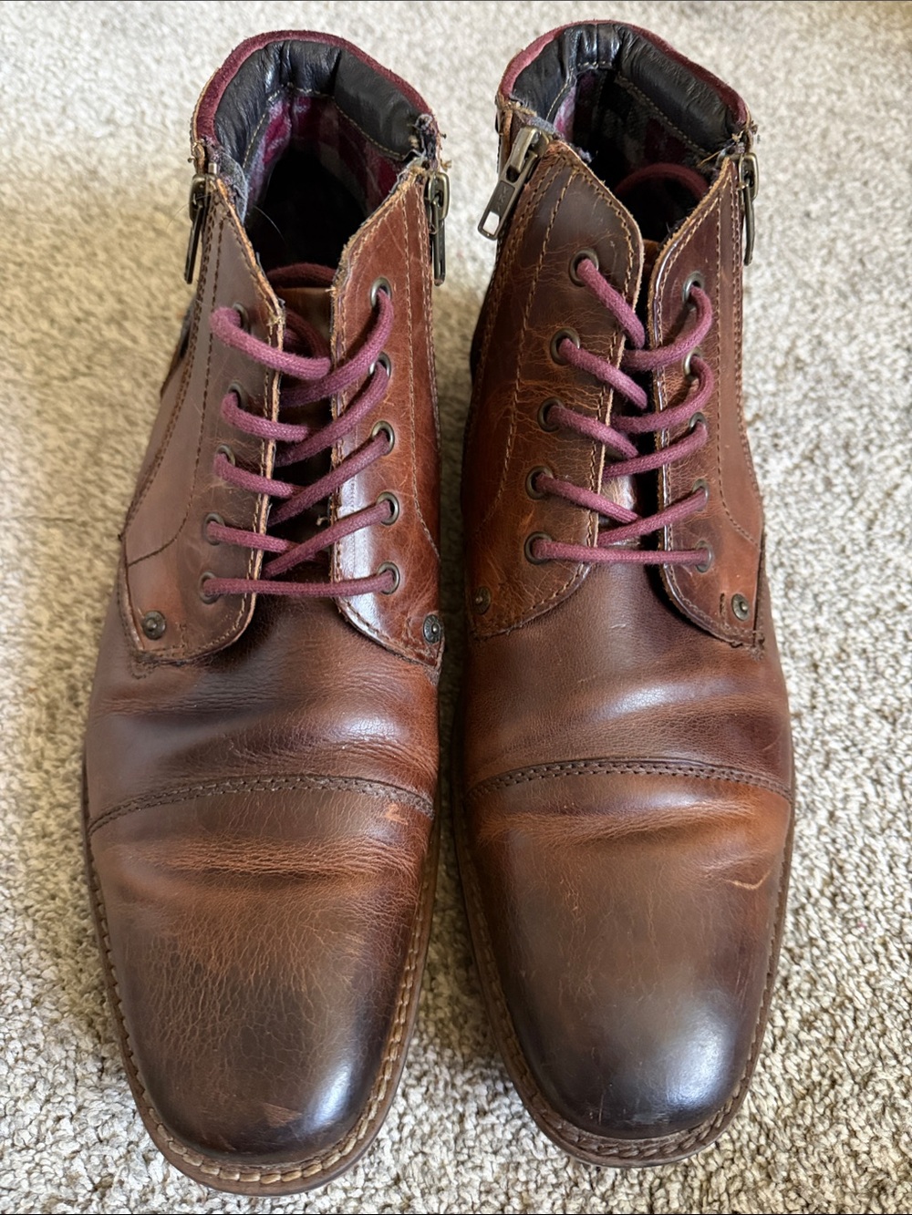 Steve Madden Brown Leather Chukka Boots with Burgundy Laces